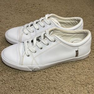 G By GUESS Women’s Leather Studded White Sneakers (size: 10)